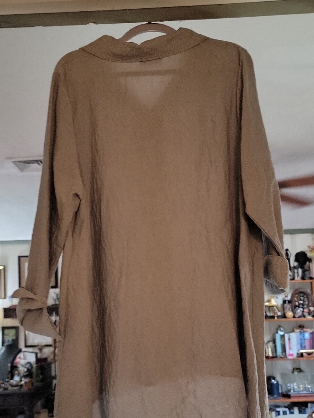 Habitat Light Gray Button-Front Tunic Top - Picture 6 of 6